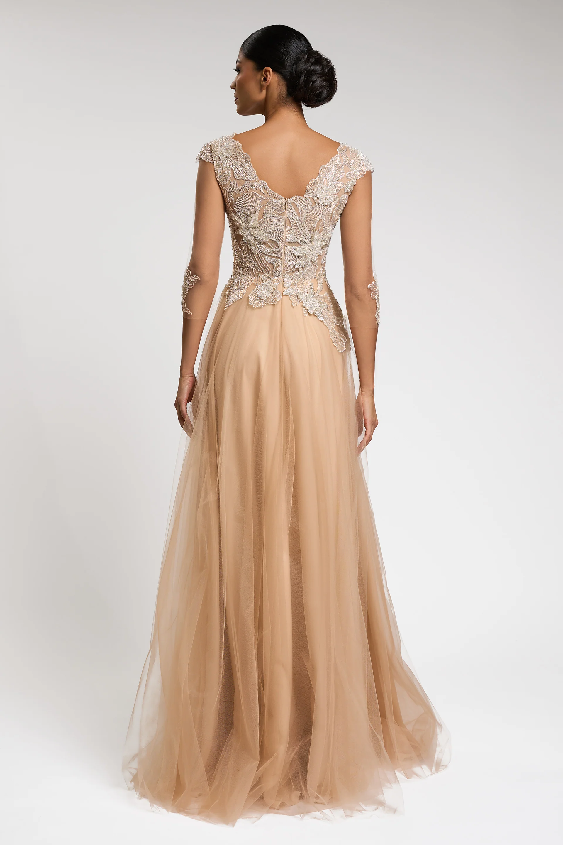 Rochie de seara realizata din tul italian 100% poliamida si broderie cu aplicatii Lucretia CA136 - Image 2